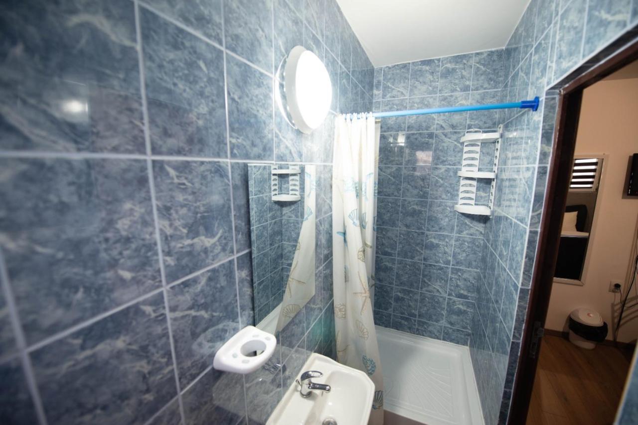 Vila Estera Therme บาโลเตชติ ภายนอก รูปภาพ